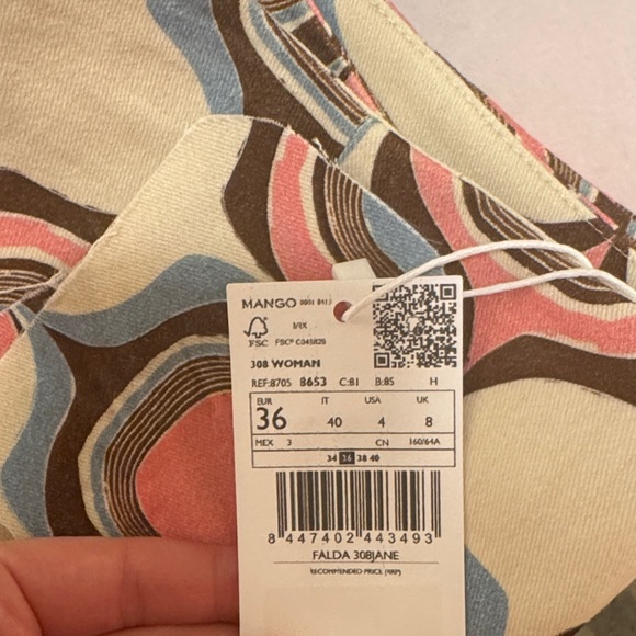 Mango Printed Short Set - Picture 7 of 8